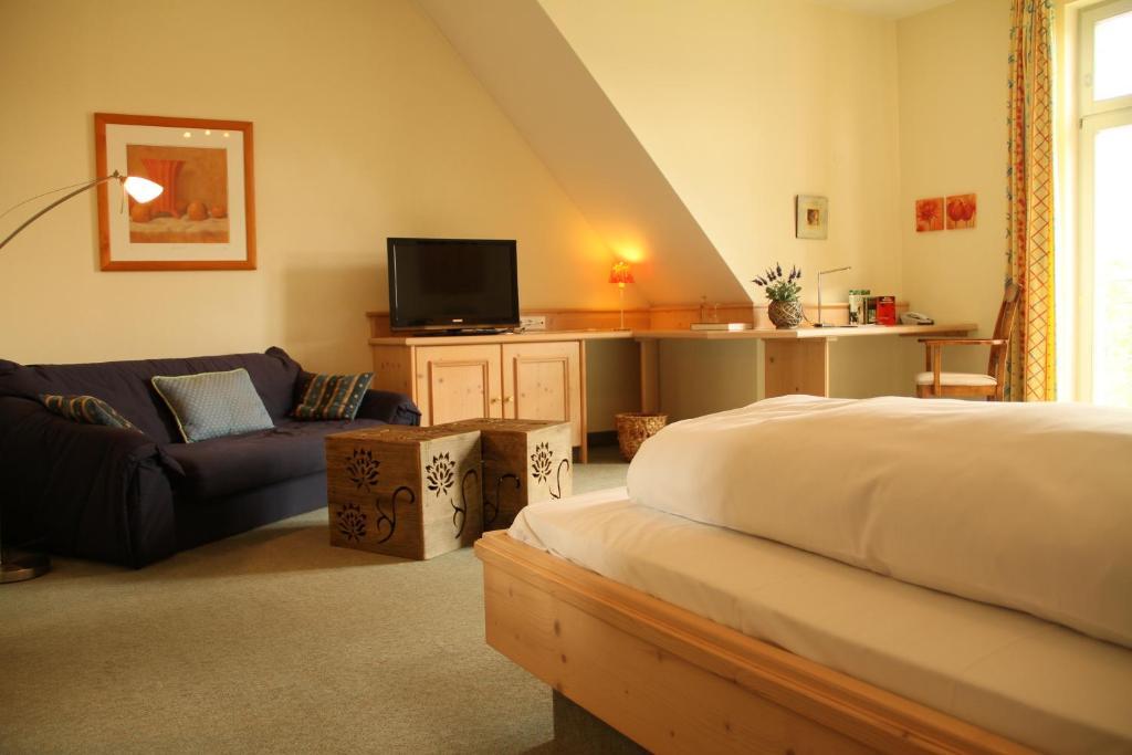 Landgasthof Gut Deutenhof Hotell Bad Abbach Rom bilde