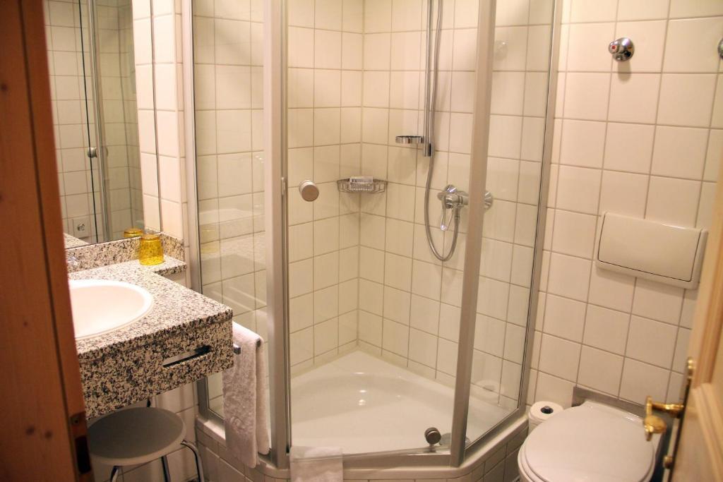 Landgasthof Gut Deutenhof Hotell Bad Abbach Rom bilde
