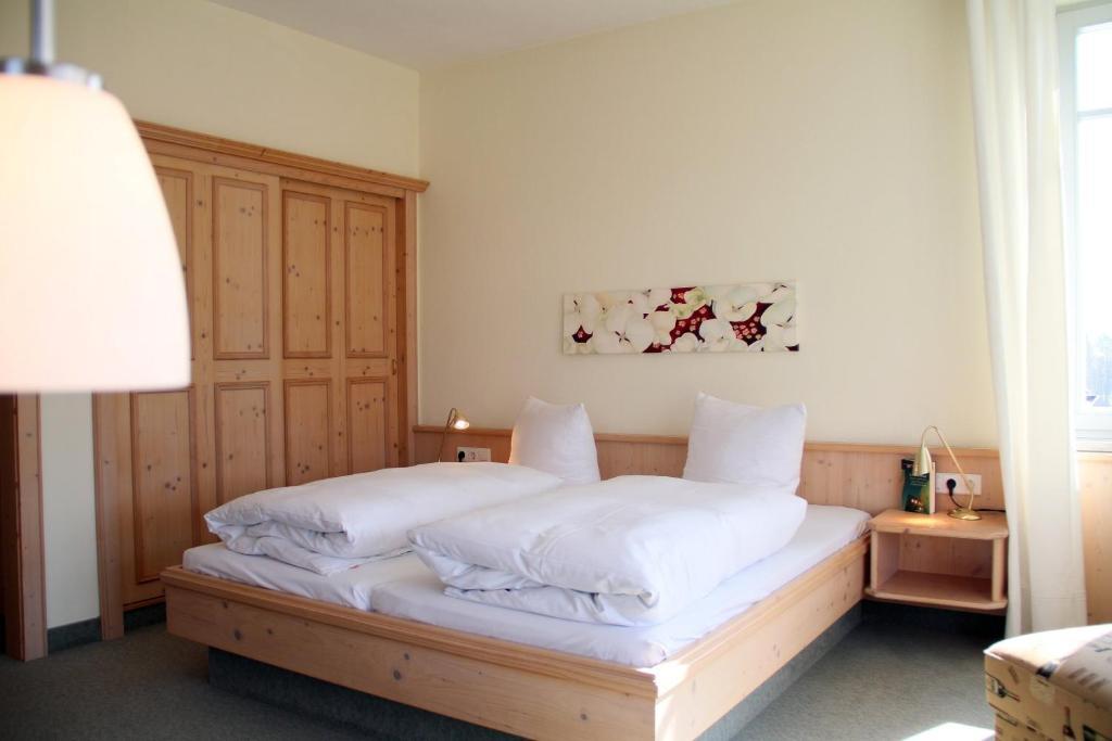 Landgasthof Gut Deutenhof Hotell Bad Abbach Rom bilde
